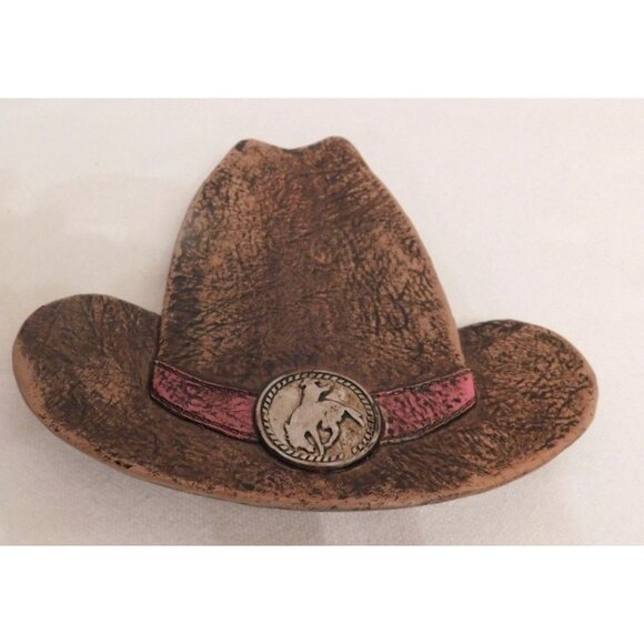 Ceramic Cowboy Hat Shaped Decorative Trinket Plate With Horse Emblem & Pink Band - Picture 3 of 8